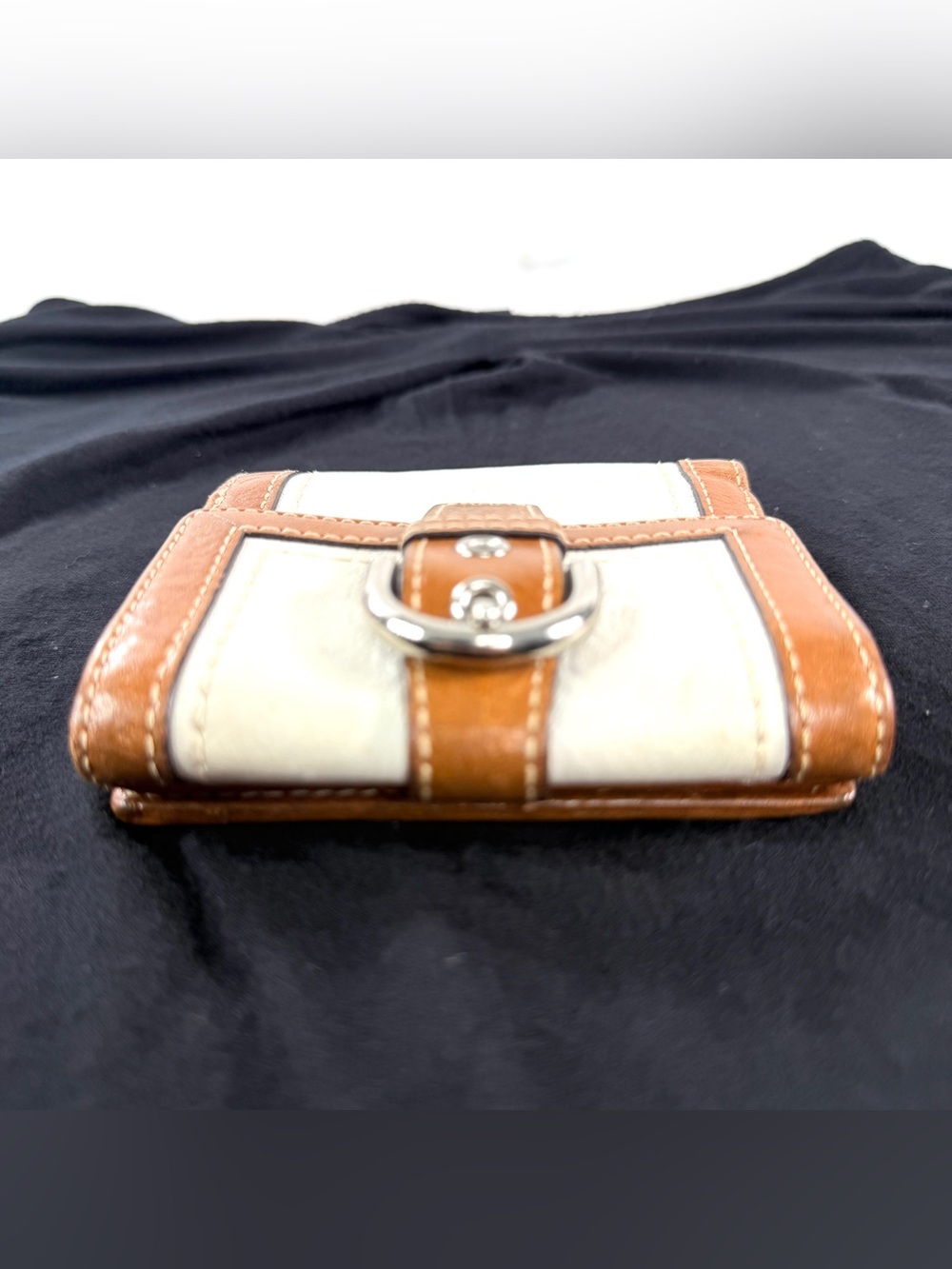 Coach White Leather Small Wallet Snap Tri Fold Buckle Clutch Brown Leather Trim - Picture 5 of 9